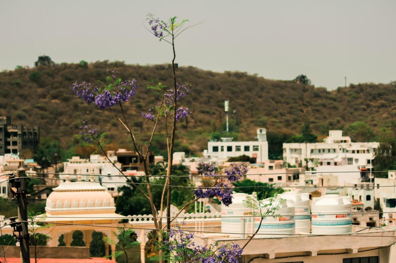 Tripli Udaipur Hotel Eksteriør billede
