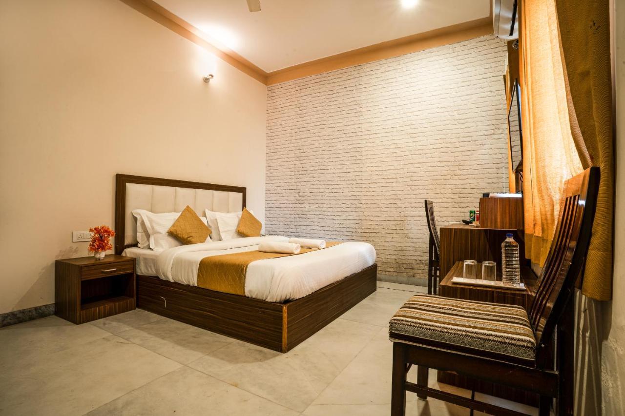 Tripli Udaipur Hotel Eksteriør billede