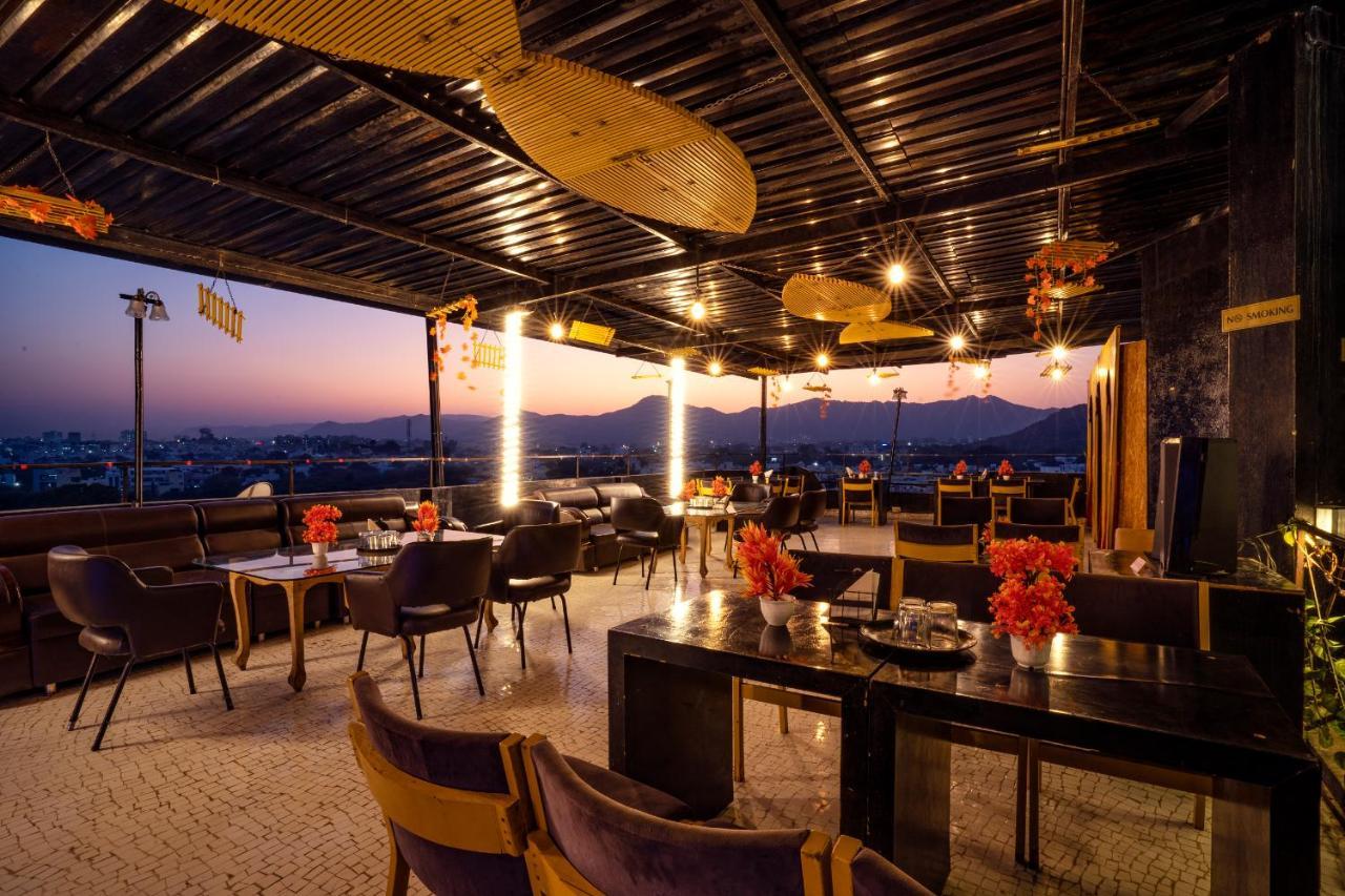Tripli Udaipur Hotel Eksteriør billede