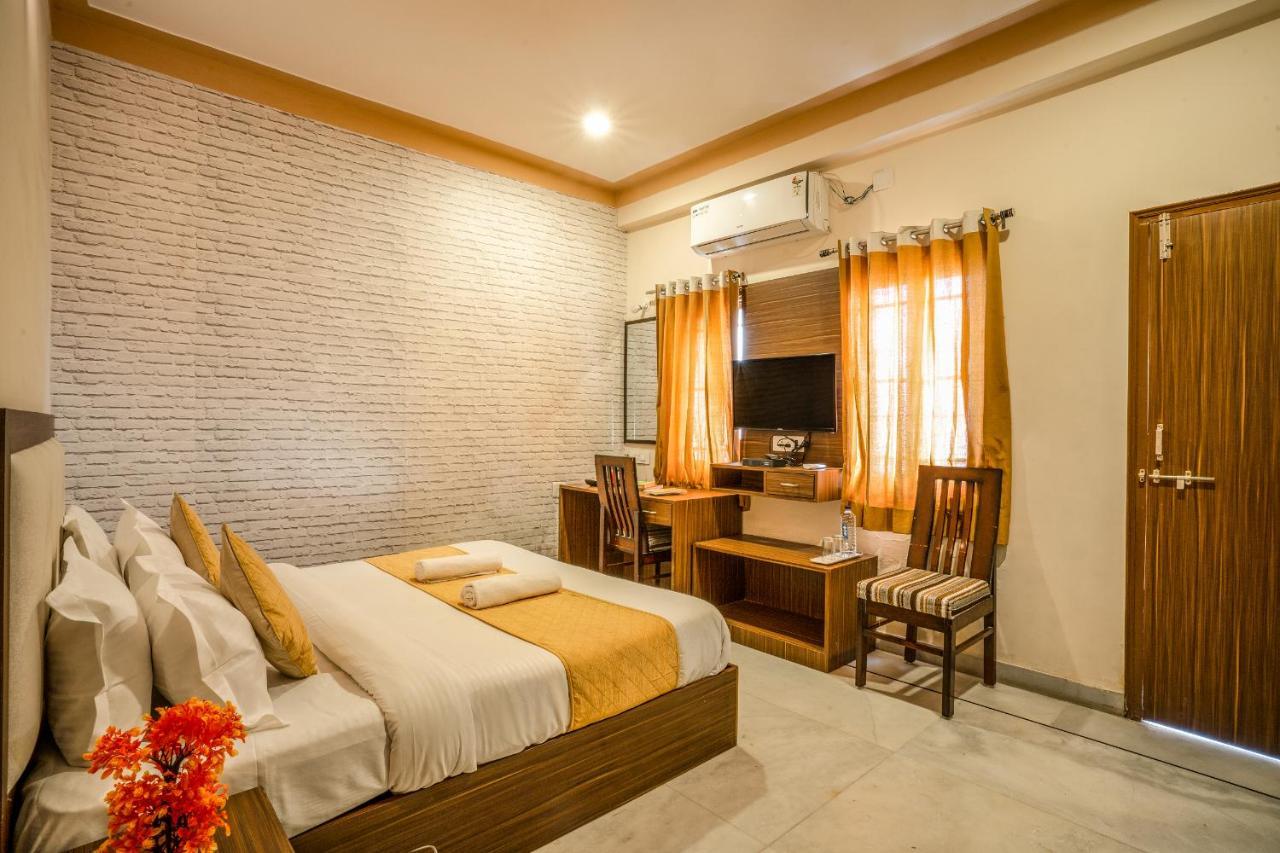 Tripli Udaipur Hotel Eksteriør billede