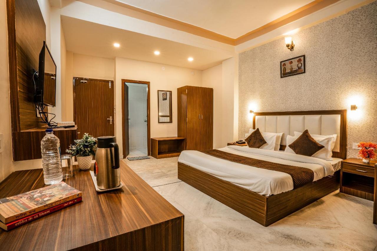 Tripli Udaipur Hotel Eksteriør billede