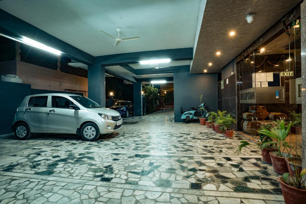 Tripli Udaipur Hotel Eksteriør billede