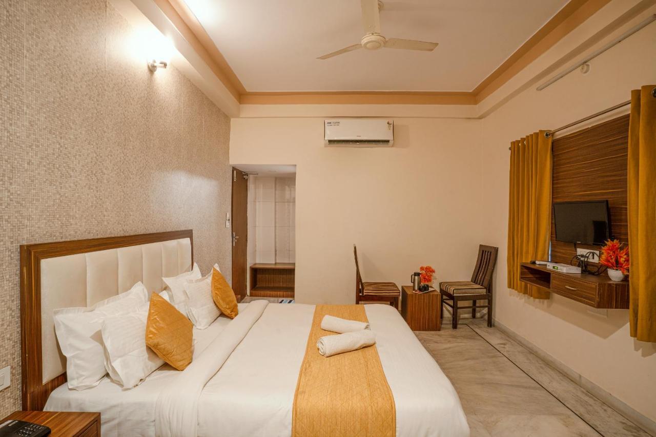 Tripli Udaipur Hotel Eksteriør billede