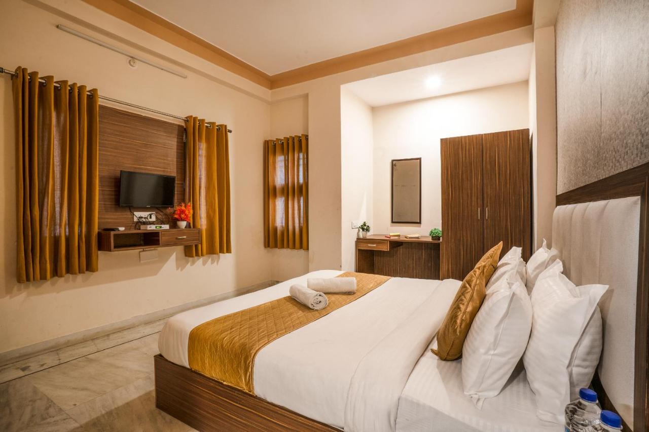 Tripli Udaipur Hotel Eksteriør billede