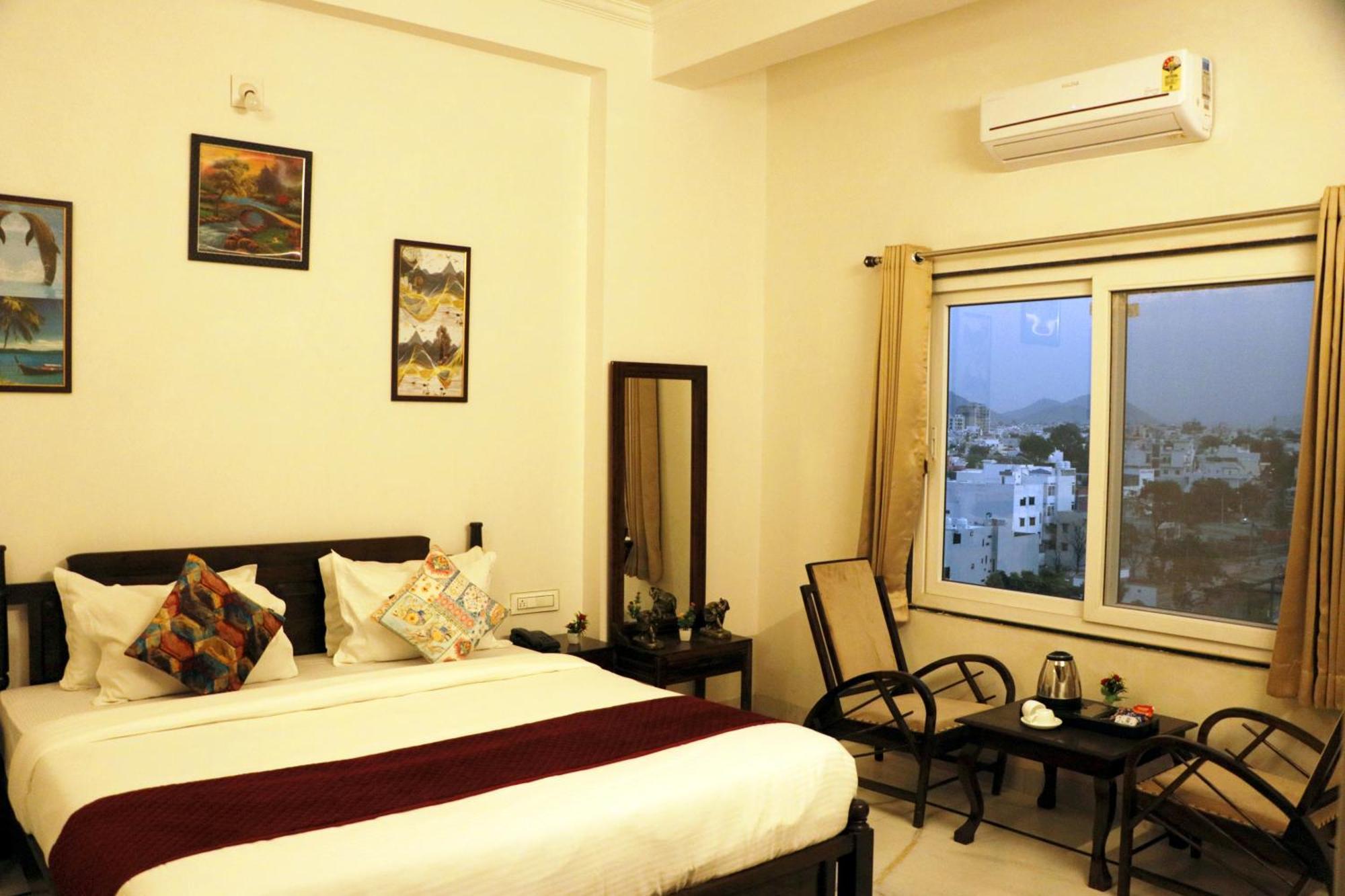 Tripli Udaipur Hotel Eksteriør billede