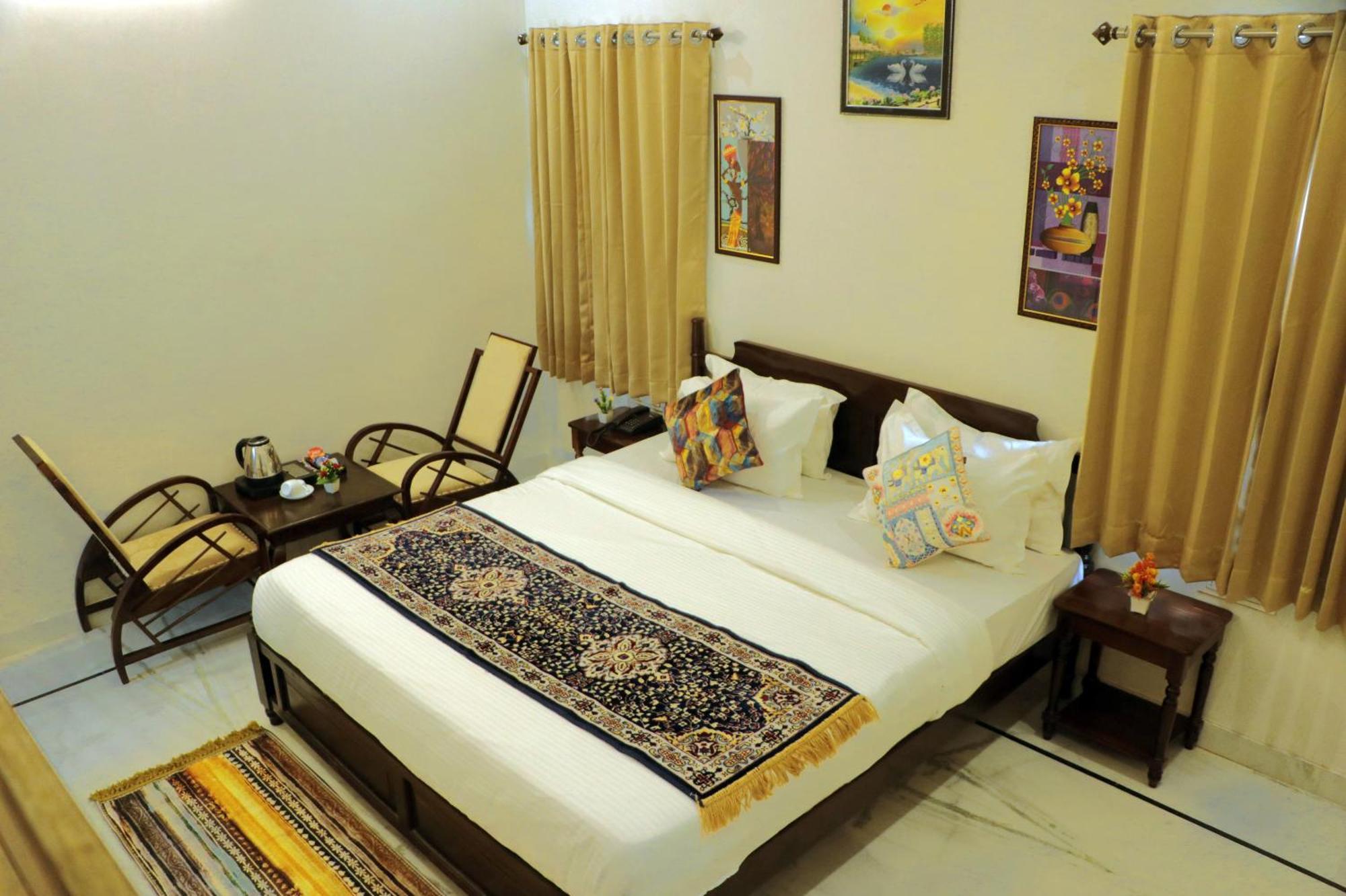 Tripli Udaipur Hotel Eksteriør billede