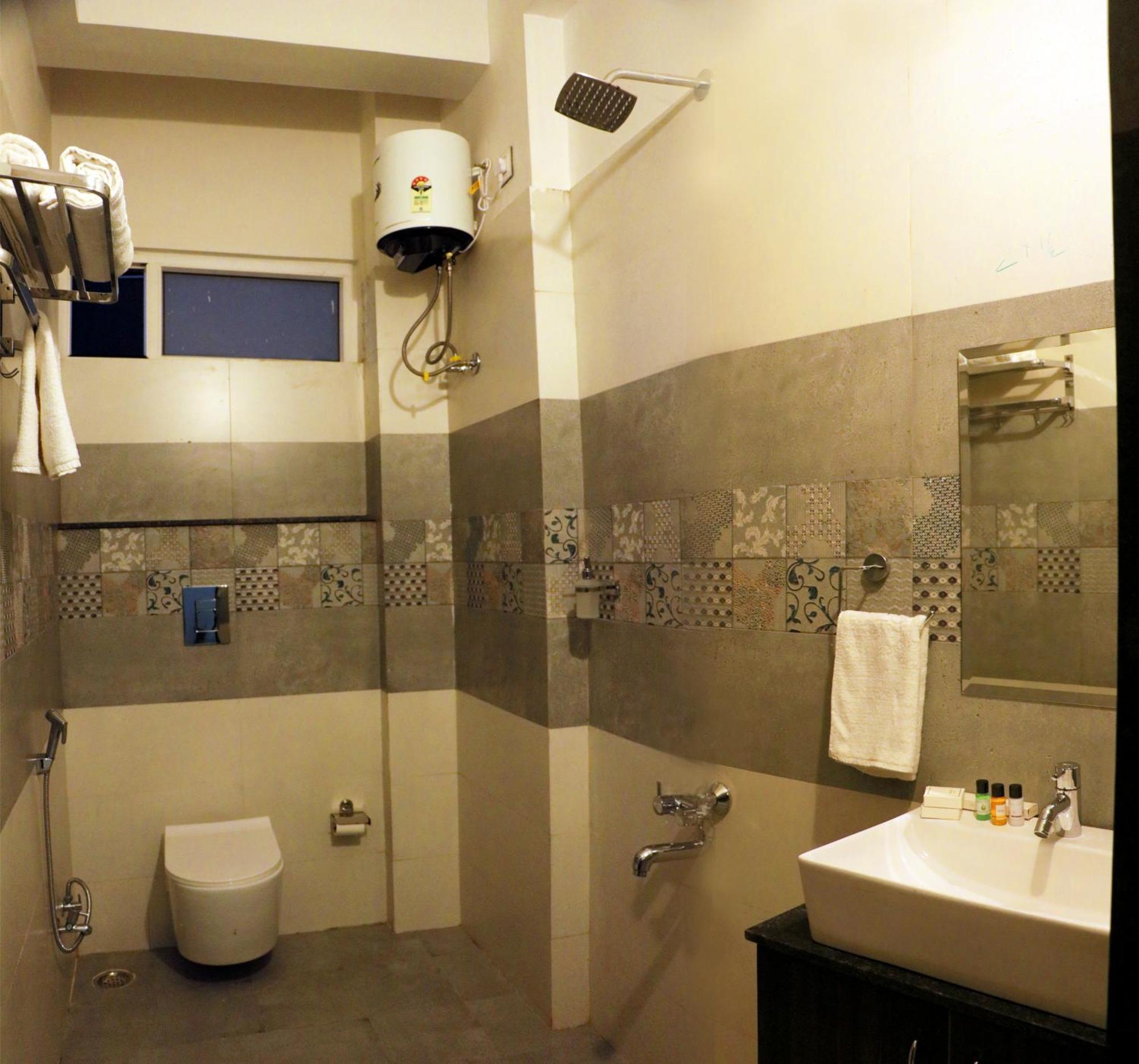 Tripli Udaipur Hotel Eksteriør billede